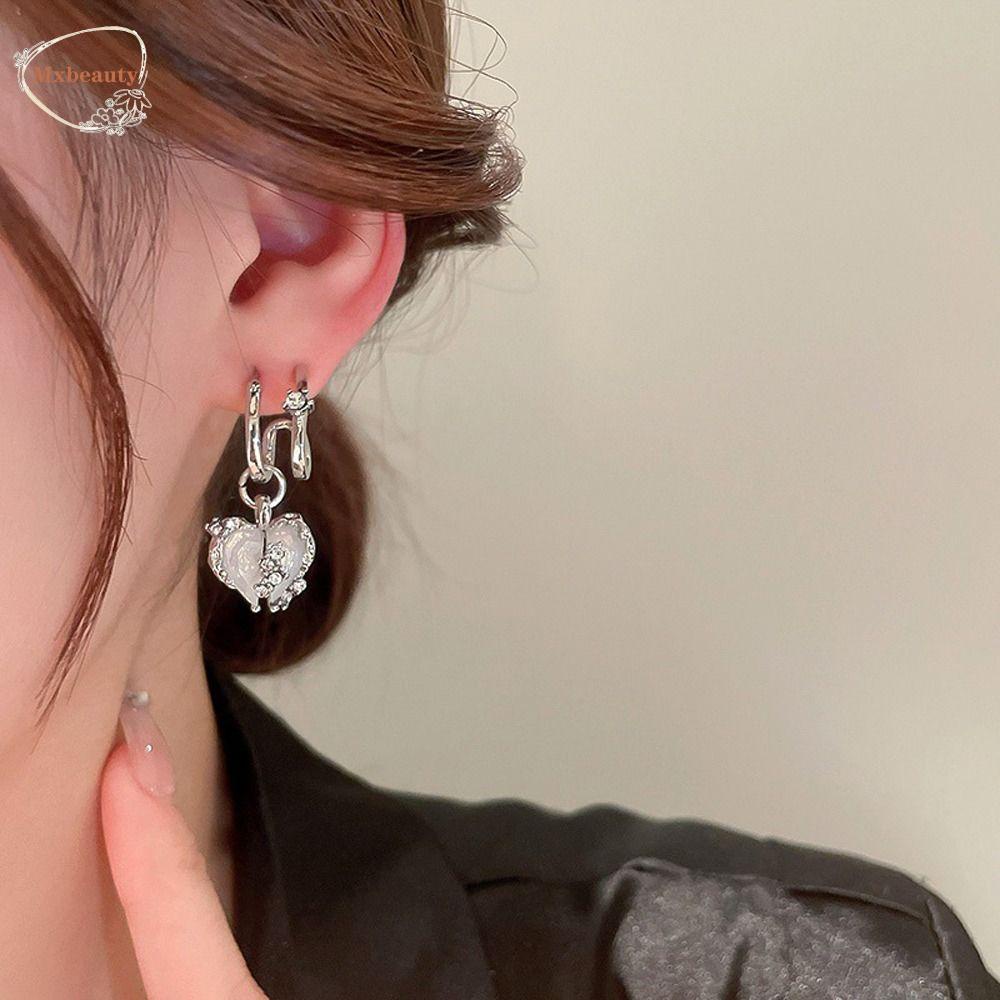 Mxbeauty Y2K Wanita Anting Fashion Perhiasan Peri Sederhana Kupu-Kupu Bulan Niche Desain Gadis Hadiah Paduan Zirkon Gaya Korea Menjuntai Anting-Anting
