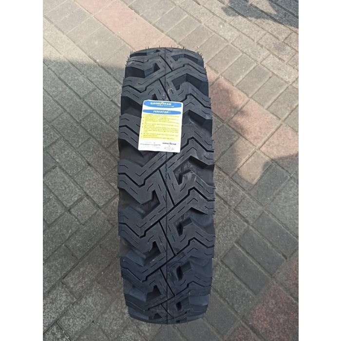 Goodyear Extra Grip 700-15 Ban Mobil OFFROAD JEEP JIMNY 7.00 R15