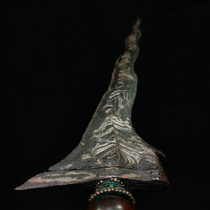 

Keris Pamor Miring Kenanga Ginubah Pajajaran Sepuh Kuno
