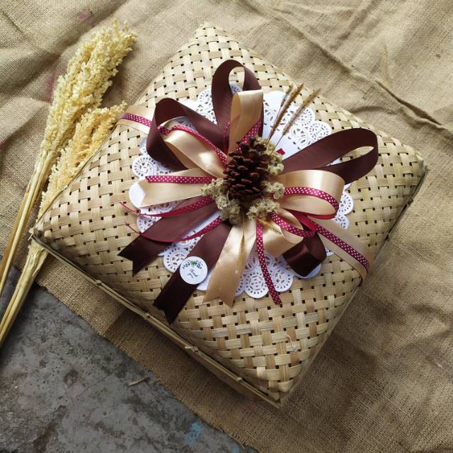 

bambu anyaman SOKASE NATURAL/ box hantaran nikah/ seserahan/ sanggan manten/ seserahan/ parsel lebaran