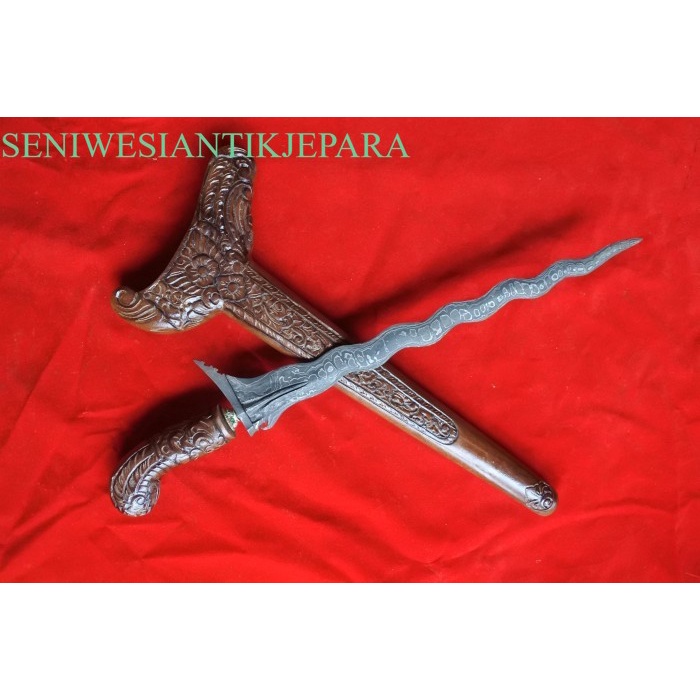 

keris sengkelat warangka ukiran hrga murah tinggalan buyut wingit boss Termurah