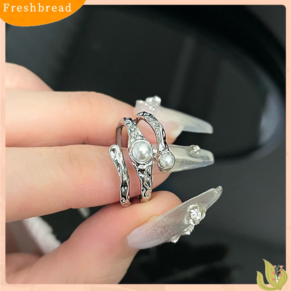 &lt; Freshbread &gt; Wanita Cincin Gothic Tidak Teratur Faux Moonstone Rumbai Mutiara Imitasi Dress Up Lipit Logam Estetik Jari Cincin Wanita Perhiasan Hadiah Ulang Tahun