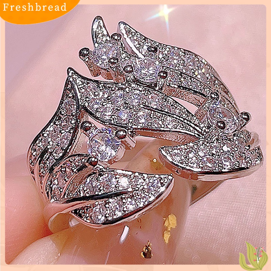 &lt; Freshbread &gt; Cincin Wanita Daun Berlian Imitasi Perhiasan Elegan Bright Luster Ring Untuk Pesta