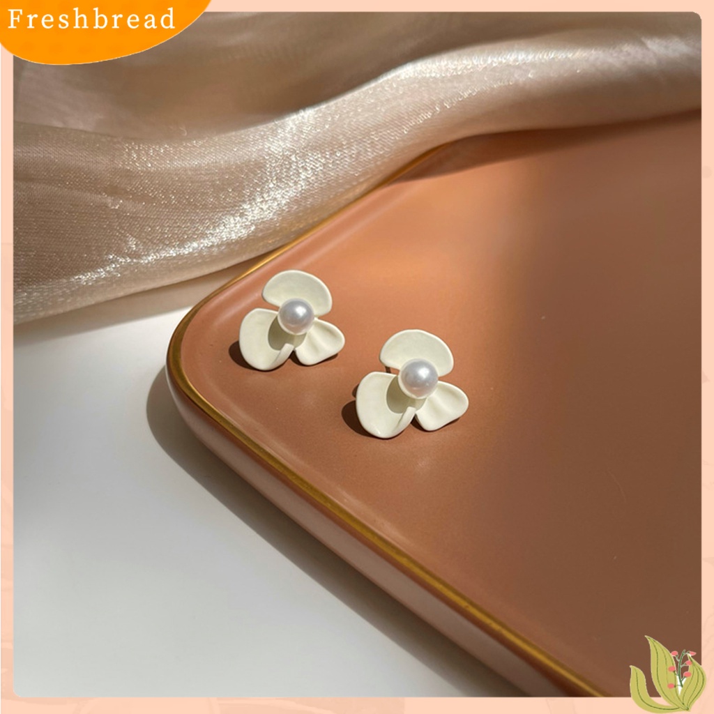 &lt; Freshbread &gt; 1pasang Klip Telinga Pengerjaan Halus Semua Pertandingan Menarik Eye-catching Shiny Dress Up Sederhana Indah Anting-Anting Aksesoris Untuk Kehidupan Sehari-Hari