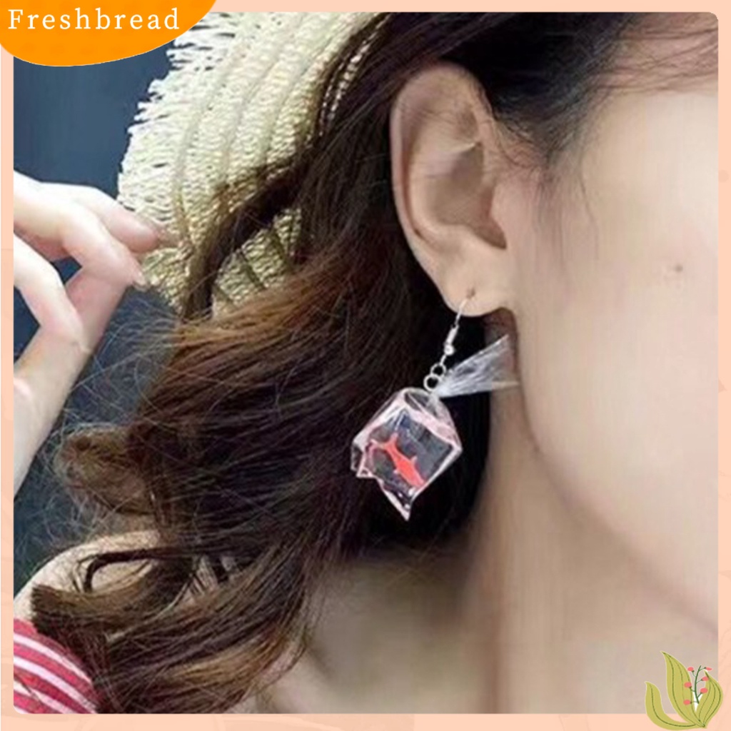 &lt; Freshbread &gt; 1pasang Anting Menjuntai Liontin Anting Resin Anti Cacat Ramah Kulit Dengan Kantong Air Ikan Mas Untuk Anak Perempuan