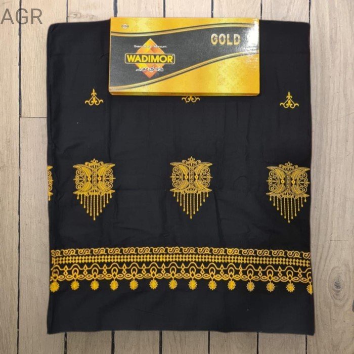 Kain sarung wadimor Aceh bordir motif pintu Aceh