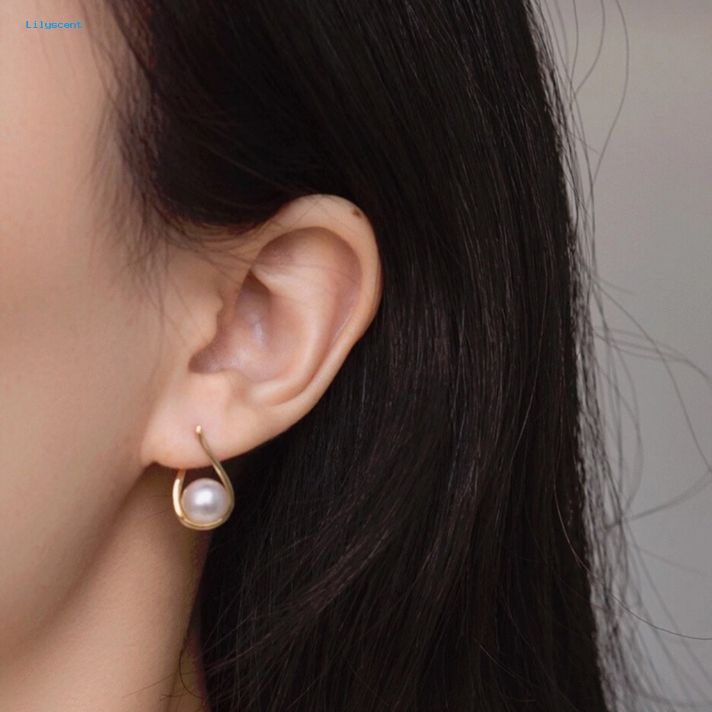 Lilyscent 1pasang Anting Ringan Aksesoris Pakaian Wanita Halus Elegan Hoop Earrings Light Luxury