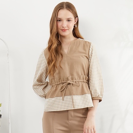 Nayara Blouse Basic Namika