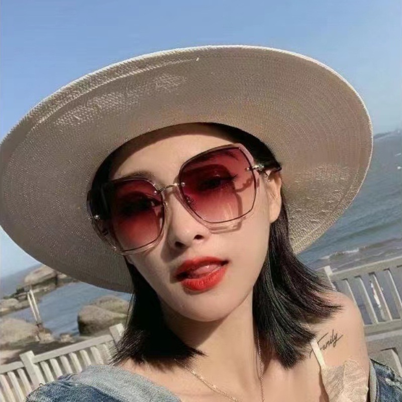 (YUZHU) Kacamata Hitam Tanpa Bingkai Logam Mode Baru Korea Marine Piece Oversized Frame Diamond Sunglasses Untuk Wanita