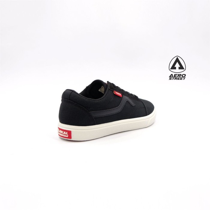 (COD) Aerostreet 36-45 Massive Low Hitam Hitam-Sepatu Sneakers Casual 21AA30 - 37