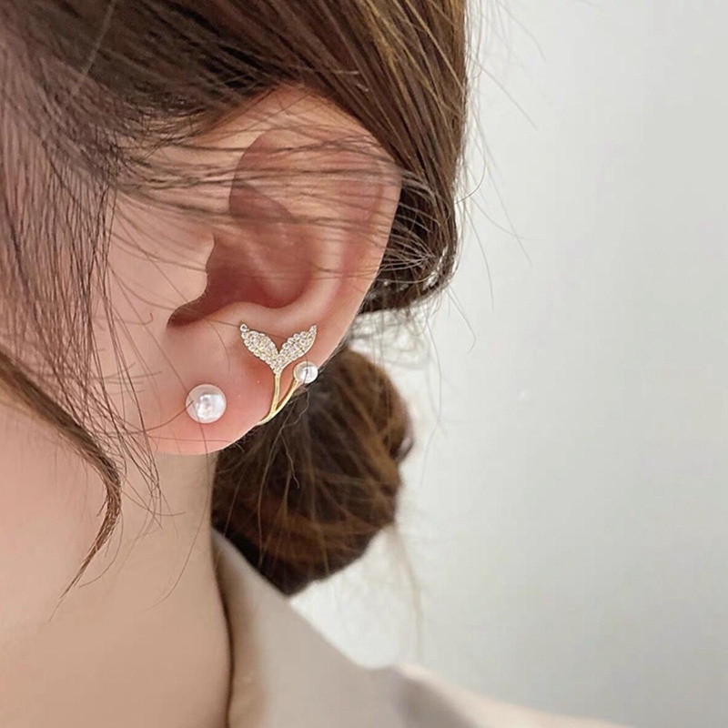 Korea Fashion Fishtail Stud Earrings Untuk Wanita Perhiasan Trendi Simulasi Mutiara Kupu-Kupu Anting Tindik Aksesoris