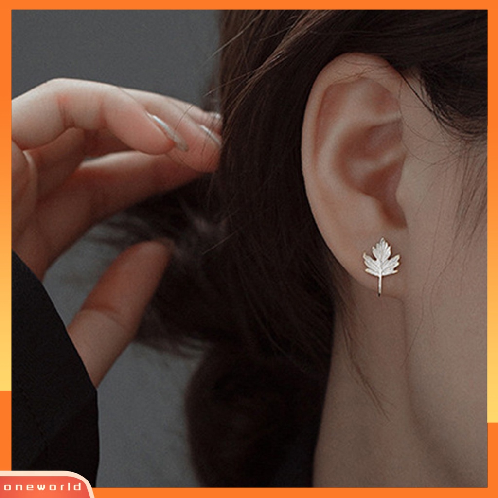 [WOD] 1pc Klip Telinga Tanpa Sakit Non-Piercing Geometris Kilau Terang All-match Hadiah Hias Wanita Gadis Maple Leaf Ear Cuff Fashion Perhiasan Untuk Pacaran