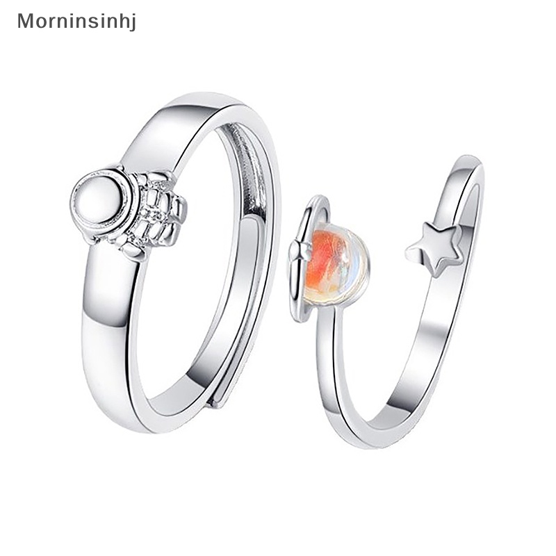 Mornin Pasangan Astronot Planet Cincin Pasangan Aksesoris Spaceman Moon Ring Star Moon Finger Ring Untuk Kekasih Pria Wanita Perhiasan id