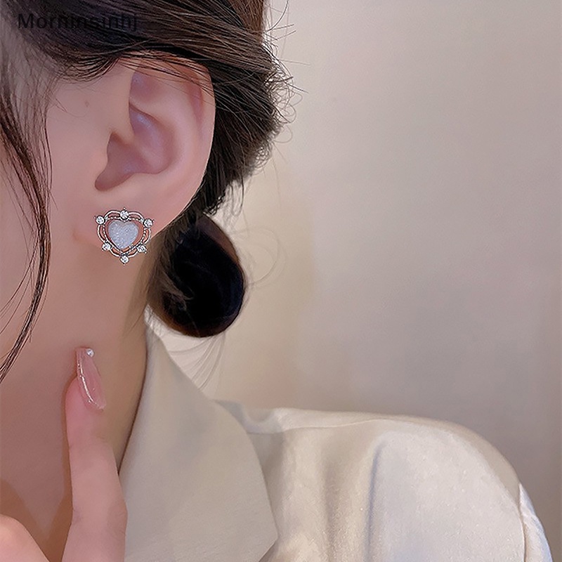 Mornin Klasik Berongga Hati Wanita Stud Earring Cantik Micro Paved Cz Batu Aksesoris Gadis Romantis Classic Earring Untuk Wanita id