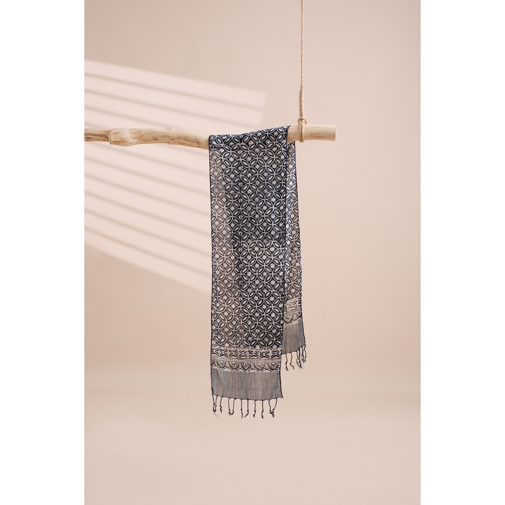 RATU - Scarf Batik TCE Kawung 3 Black