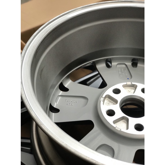 Velg Toyota Venturer
