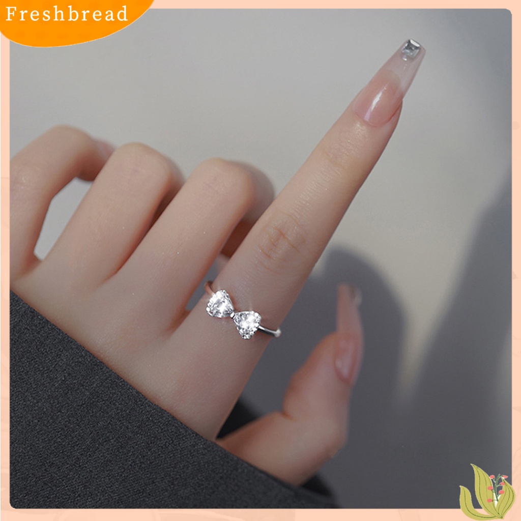 &lt; Freshbread &gt; Wanita Cincin Berlian Imitasi Mengkilap Open Eye-catching All-match Hadiah Pernikahan Wanita Manis Dasi Kupu Jari Cincin Perhiasan Untuk Pesta