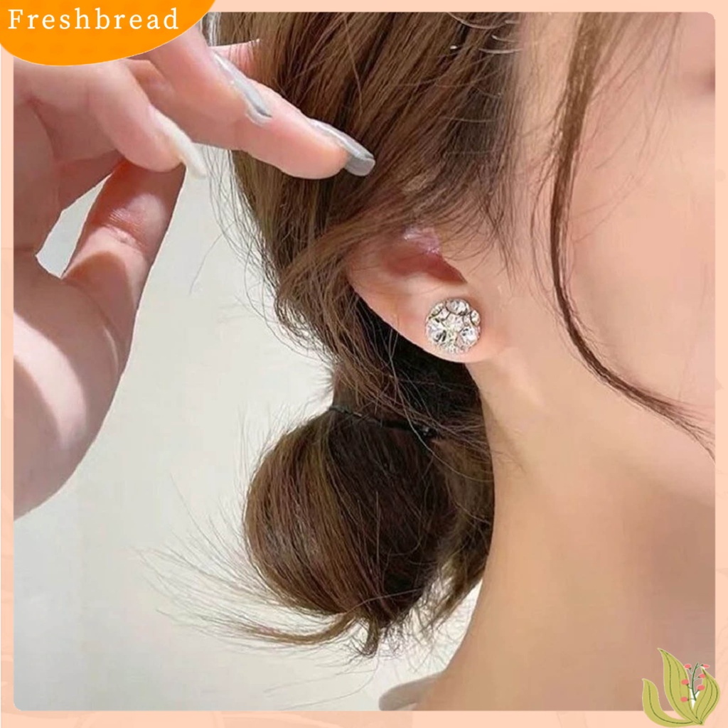 &lt; Freshbread &gt; 1pasang Anting Pejantan Tindik Palsu Berlian Imitasi Cubic Zirconia Hias Temperamen Shiny Dekorasi Kepribadian Ada Lubang Telinga Anting Perhiasan Aksesori