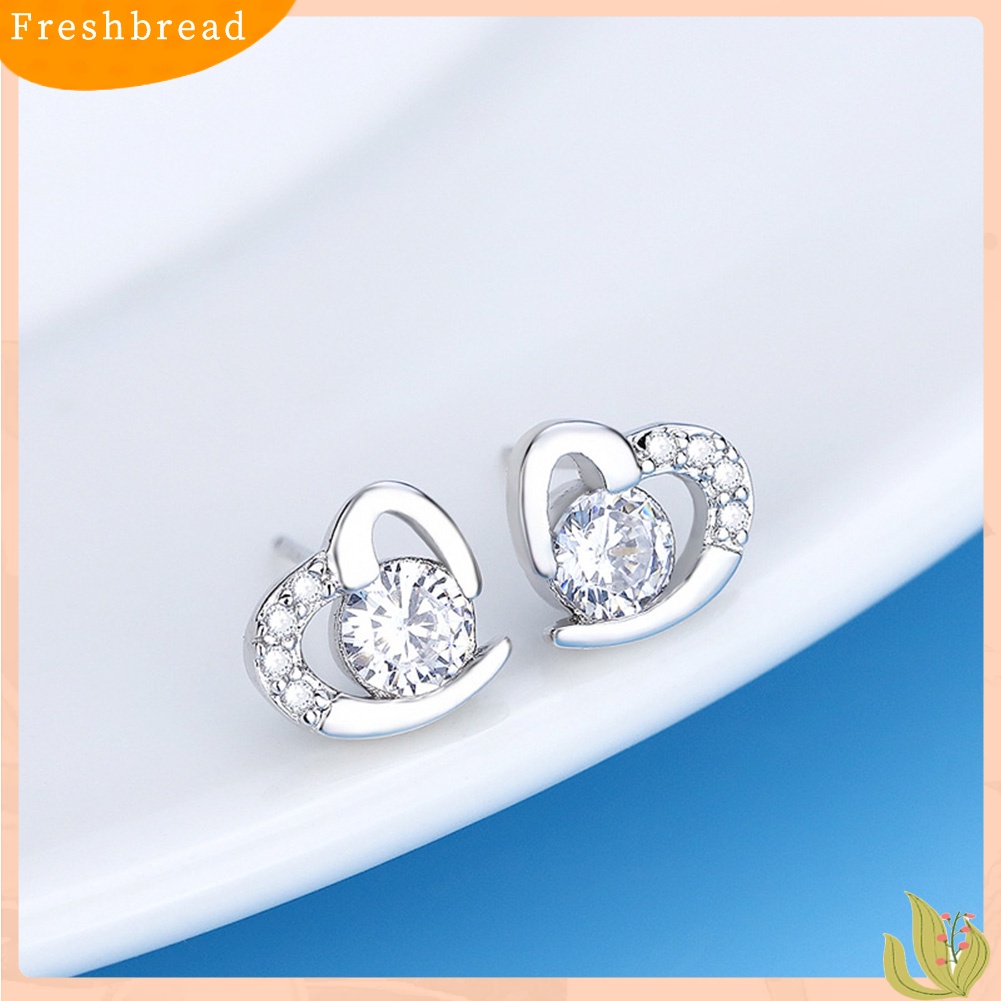 &lt; Freshbread &gt; Fashion Wanita Cubic Zirconia Hias Cinta Hati Telinga Stud Anting Perhiasan Hadiah