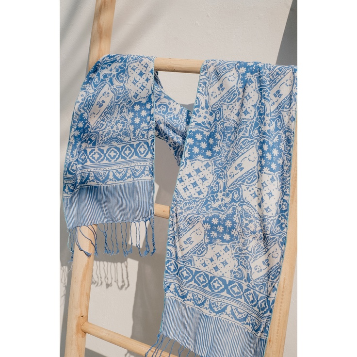 RATU - Scarf Batik TCB Sekar Jagad Blue