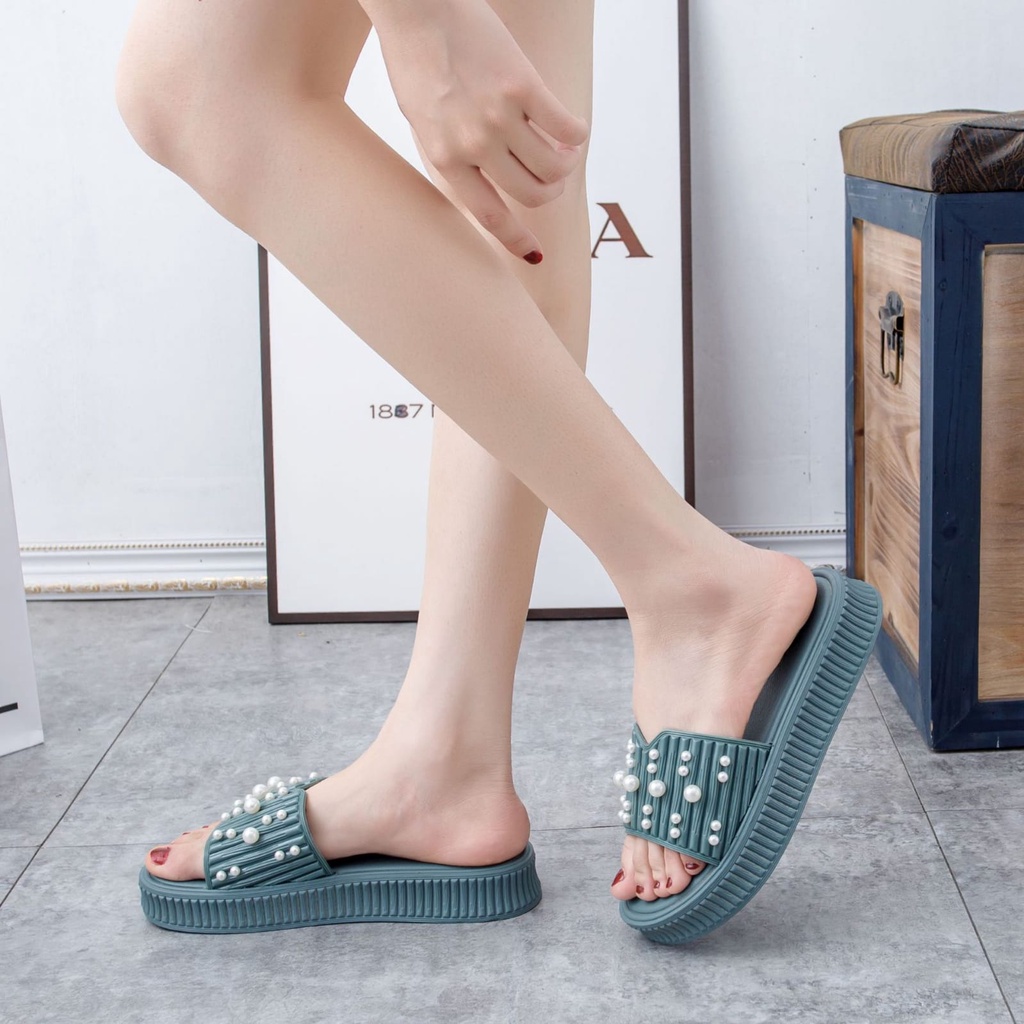 GROSIRTAS TG1715 Sandal Wedges Wanita Slipper Garis Mutiara Import Anti Slip mpuk Trend Terbaru