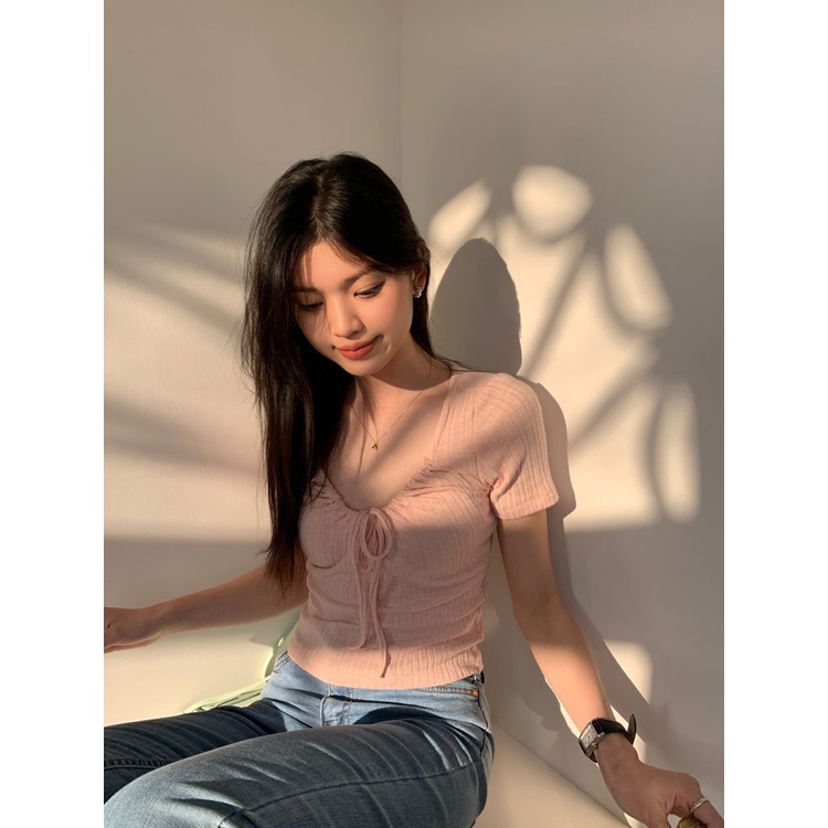 Red Spice girl keinginan murni angin dasi tali V-neck lengan pendek T-shirt wanita musim semi dan musim panas rasa desain baru budidaya diri dan tipis pendek bottoming top