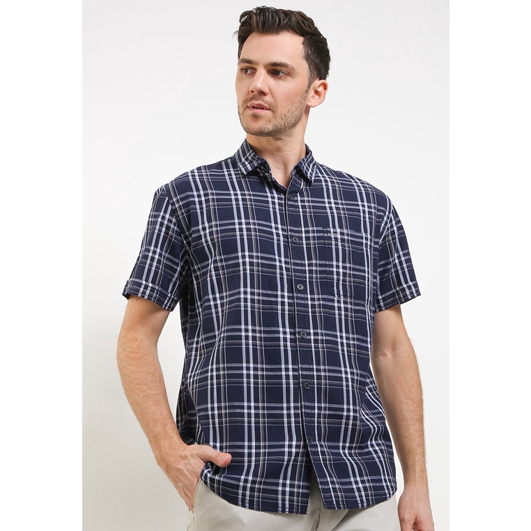 Kemeja Pria Cardinal C2320P02H