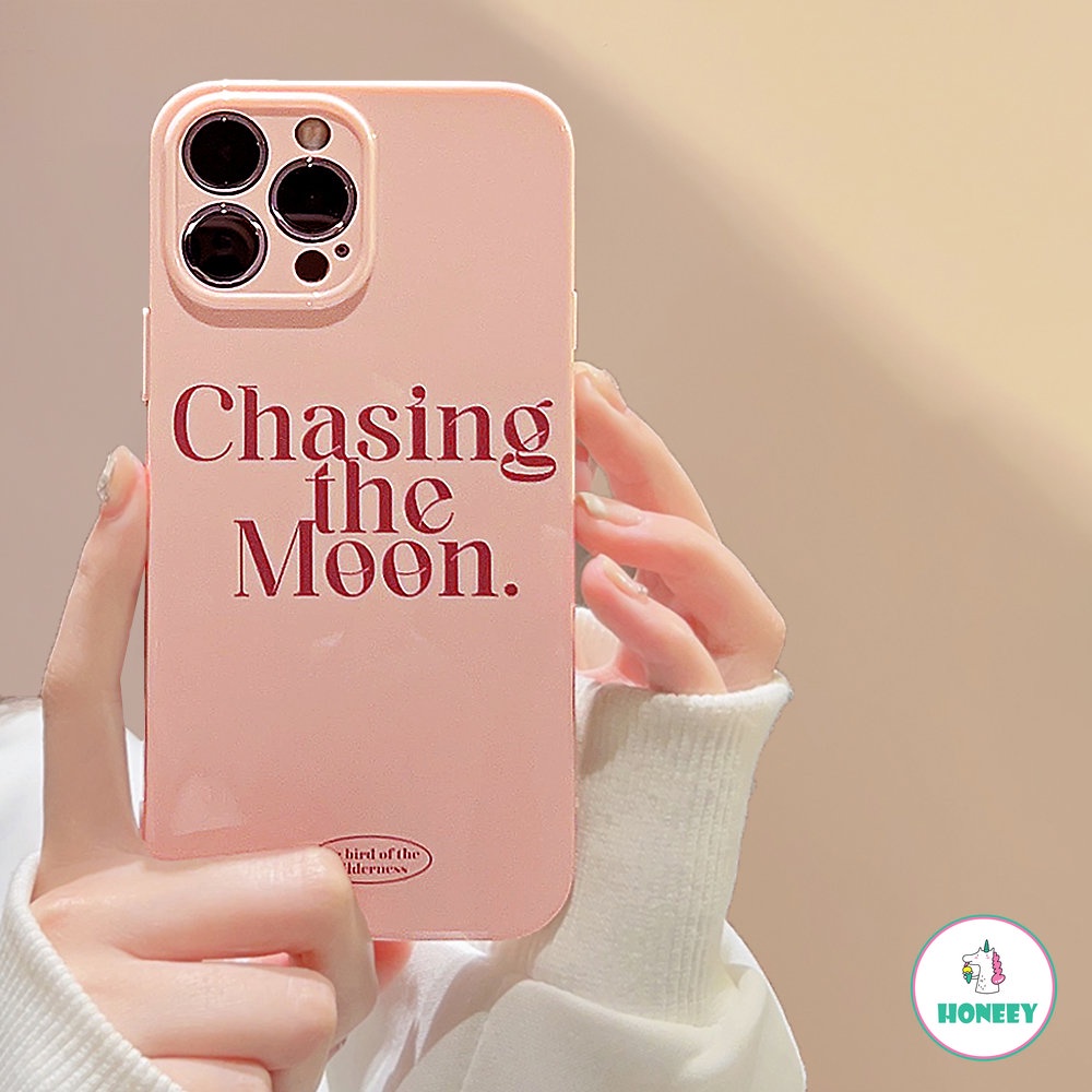 IPHONE Pink Gadis Chase Moon Retro Art Phone Case Untuk Iphone14 13 12 11 Pro Max Case Lucu Vintage Perlindungan Manis Soft Cover