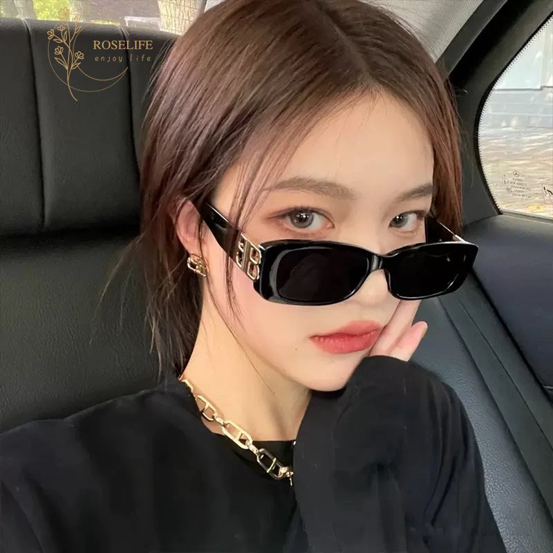 Roselife Vintage Hitam Emas Double B Slim Rectangle Sunglasses Untuk Wanita Pria Gaya Anti Radiasi Sunny Eyeglasses Trendy Shades Outdoor Fashion Liburan Mengemudi Kacamata