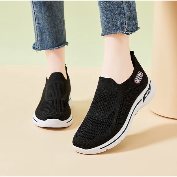 TOPGROSIR LV0279 Sepatu Kets Sneakers Tanpa Tali Wanita Import Sepatu Slip On Fashion Comfort Bergaris Nyaman Kekinian