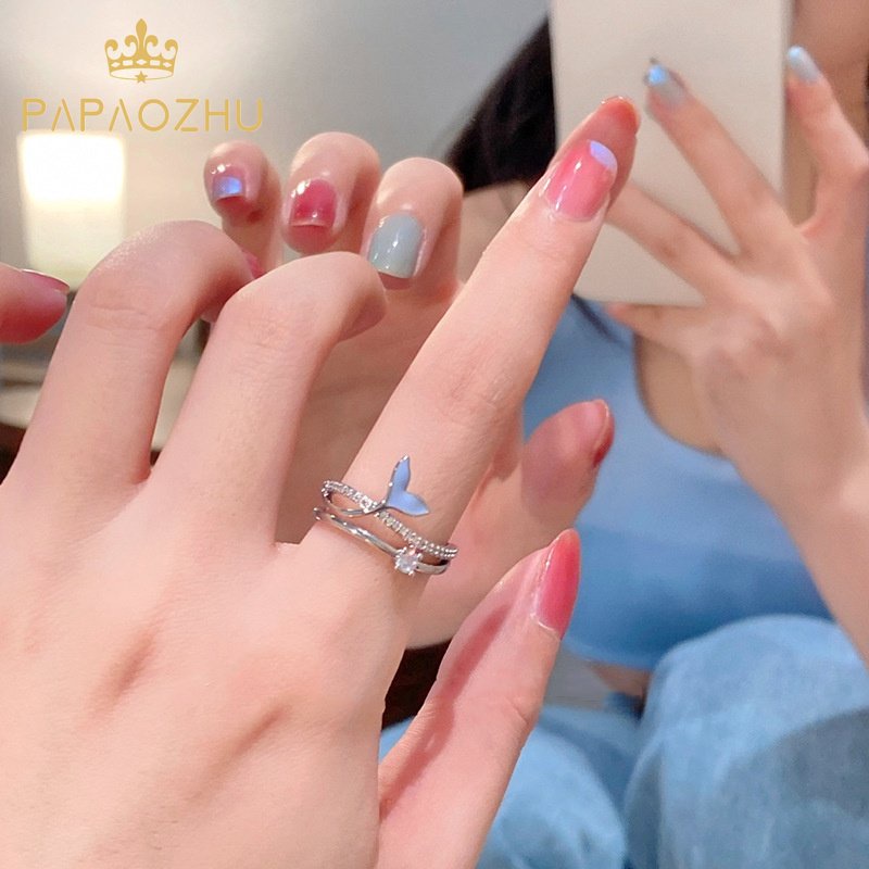 Papaozhu Bergaya Berkilau Kristal Biru Fishtail Terbuka Cincin Untuk Wanita Gadis Chic Bersinar Zirkon Buku Jari Cincin Kepribadian Perhiasan
