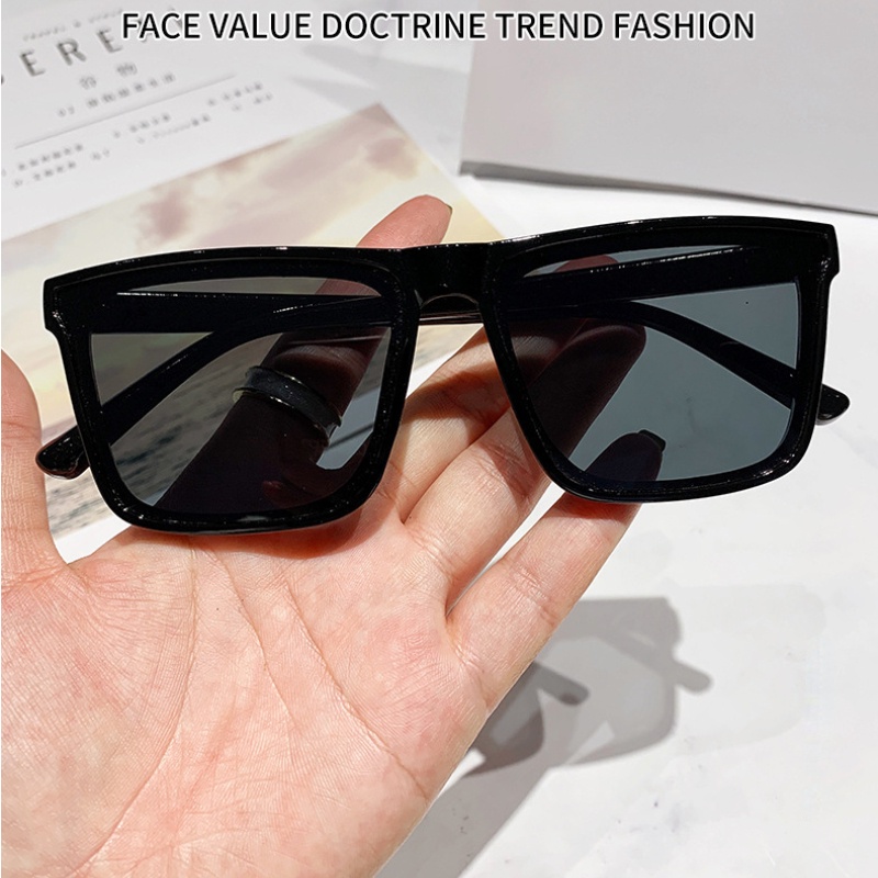 (YUZHU) Kacamata Hitam Perlindungan UV Premium Musim Panas Untuk Pria Square Frame Drive Sunshade Sunglasses Untuk Wanita