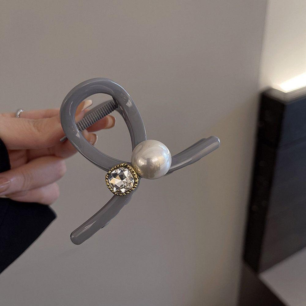 Klip Agustina Hair Grab, Diamond Cross Hair Claw, Klip Hiu Akrilik Simple Untuk Hadiah