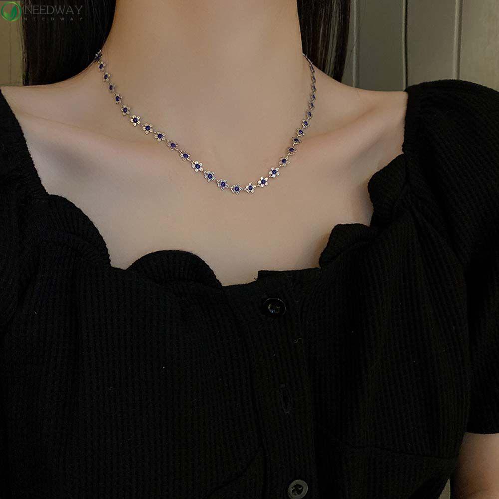 NEEDWAY Kalung Bunga Kecil Temperamen Trendi Minimalis Logam Hadiah Pacar Gadis Gaya Korea Necklace