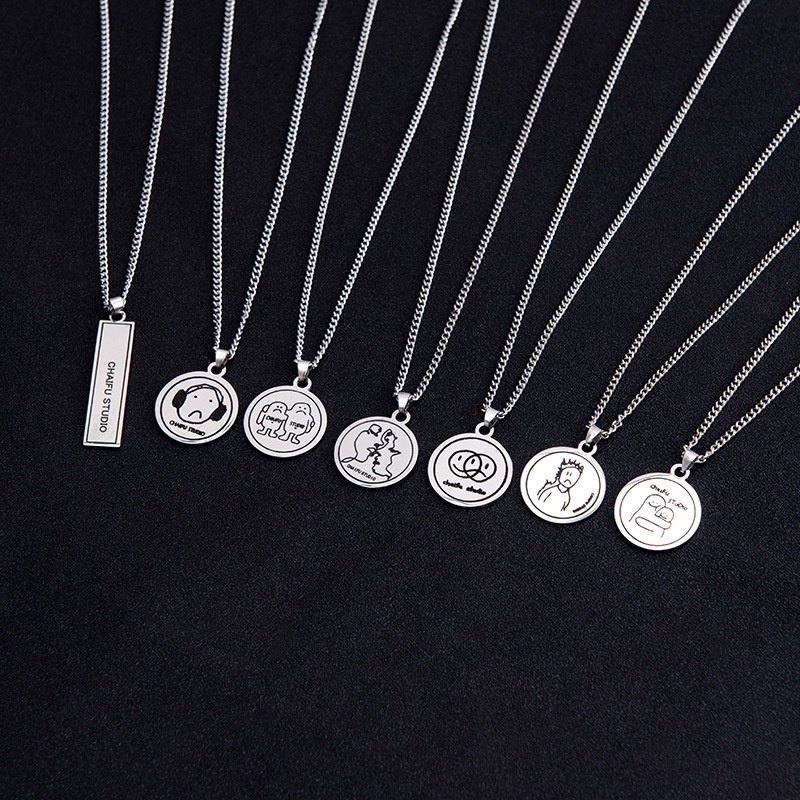 Ins Jepang Korea Tuku Hip Hop Fun Emoticon Kalung Baja Titanium Plat Bulat Liontin Sweater Rantai Pasangan Pacar Gaya