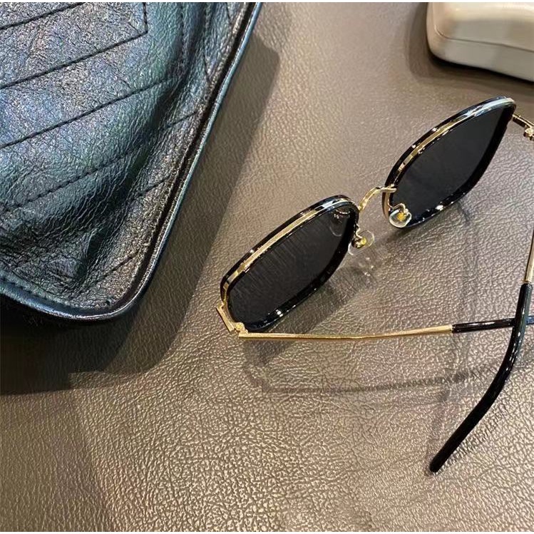 Aksesoris Fahion Wanita Terkini Gaya Korea Frame Titanium Oversize Sunglasess Import