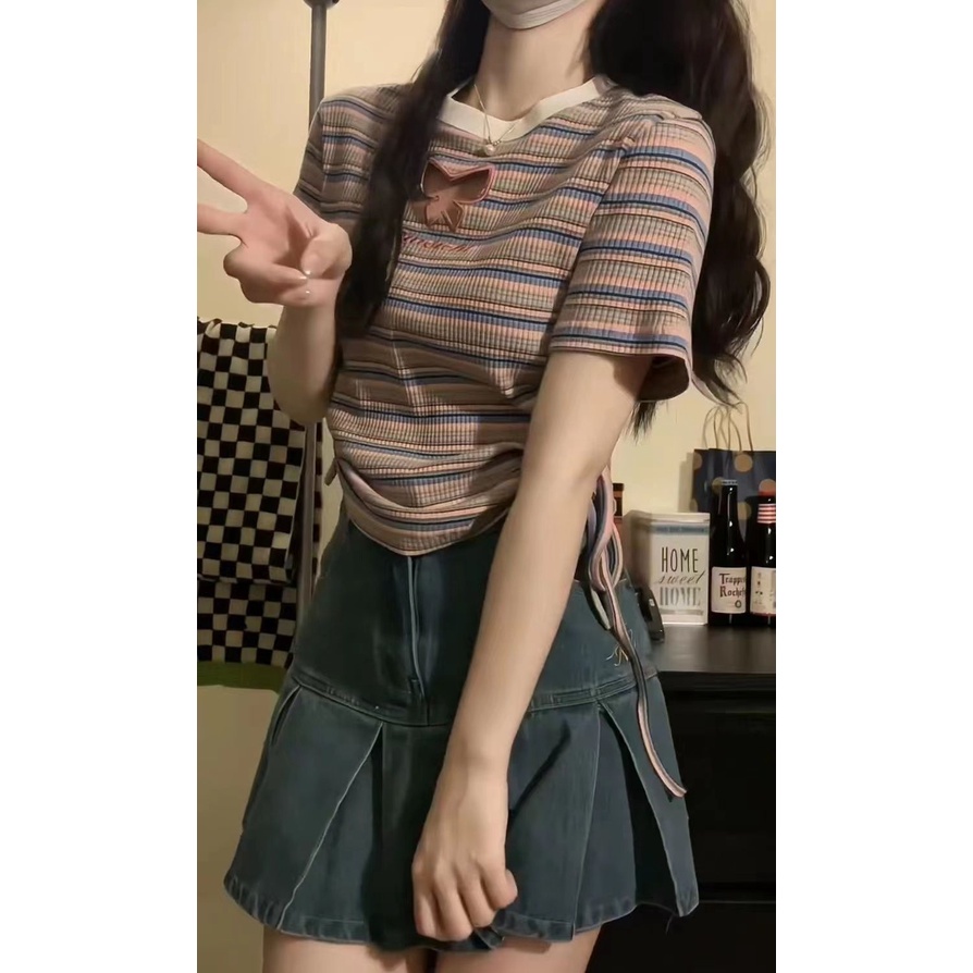 Premium Atasan Stripe Wanita Vintage Lengan Pendek Crewneck Crop Top