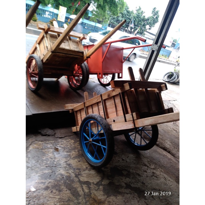 gerobak dorong kayu ban motor/mobil Termurah