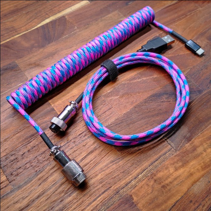 Custom Coiled Cable Mechanical Keyboard - Coiled Type C