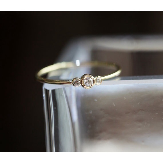 Goldkingdom Fashion Perhiasan Aksesoris Ready Stock Baru Eropa Dan Amerika Halus3 Berlian Cincin Wanita Emas Pertunangan Strip Cincin Bebas Alergi