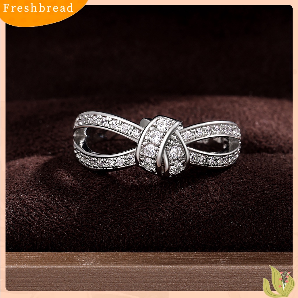 &lt; Freshbread &gt; Wanita Cincin Memutar Ikatan Simpul Bentuk Berlian Imitasi Hias Alloy Hollow Out Finger Ring Untuk Anniversary