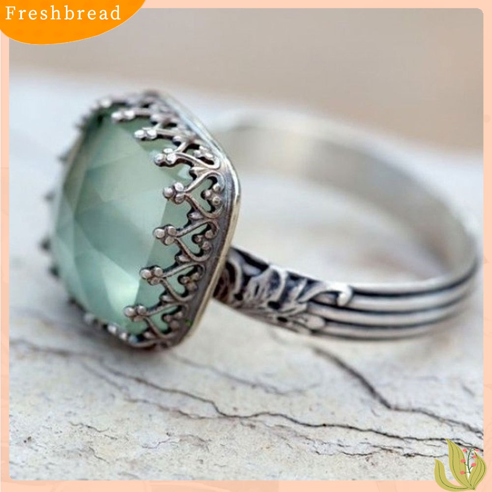 &lt; Freshbread &gt; Wanita Vintage Square Faux Moonstone Perhiasan Perjamuan Cocktail Engagement Ring