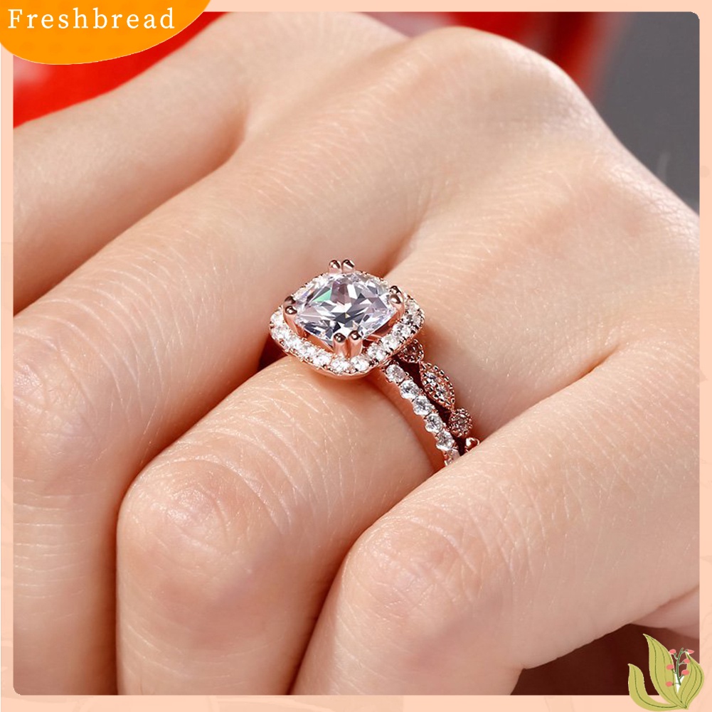 &lt; Freshbread &gt; 2Pcs/Set Wanita Emerald Cut Cubic Zirconia Stacking Finger Ring Perhiasan Pernikahan