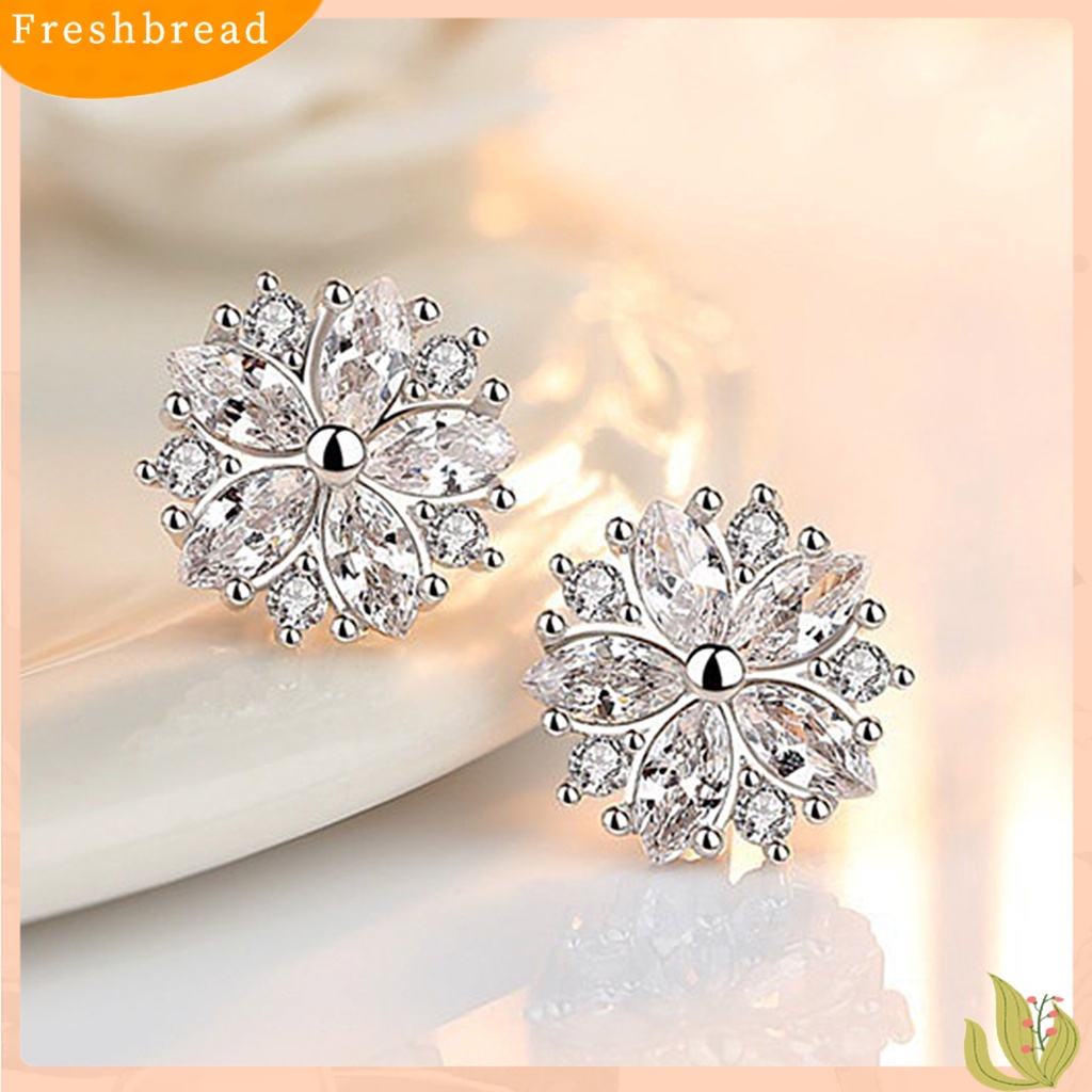 &lt; Freshbread &gt; 1pasang Anting Pejantan Cherry Dekorasi Perhiasan Sparkling Bentuk Bunga Stud Earrings Hadiah Ulang Tahun