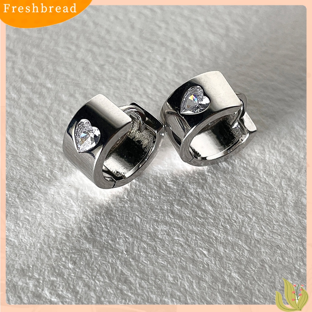 &lt; Freshbread &gt; 1pasang Anting Hoop Geometris Temperamen Sederhana Berlian Imitasi Kecil Cinta Hati Huggie Earrings Fashion Perhiasan