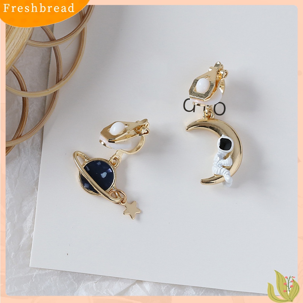 &lt; Freshbread &gt; Kreatif Asimetris Astronot Planet Bulan Liontin Wanita Stud Earrings Perhiasan