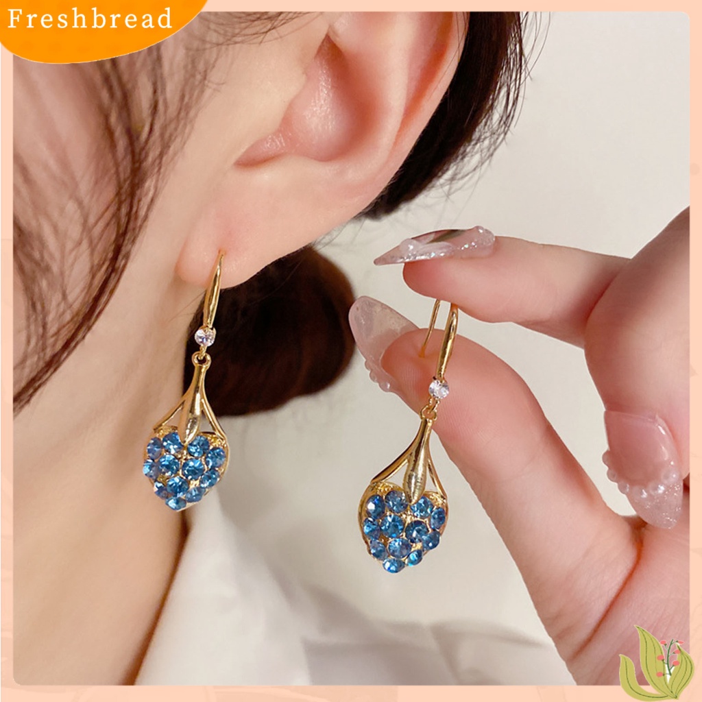 &lt; Freshbread &gt; 1pasang Menjuntai Anting Temperamen Panjang Mengkilap Penuh Berlian Imitasi Berkilau Hias Hadiah Wanita Jantung Drop Anting-Anting Trendi Perhiasan Aksesori Busana