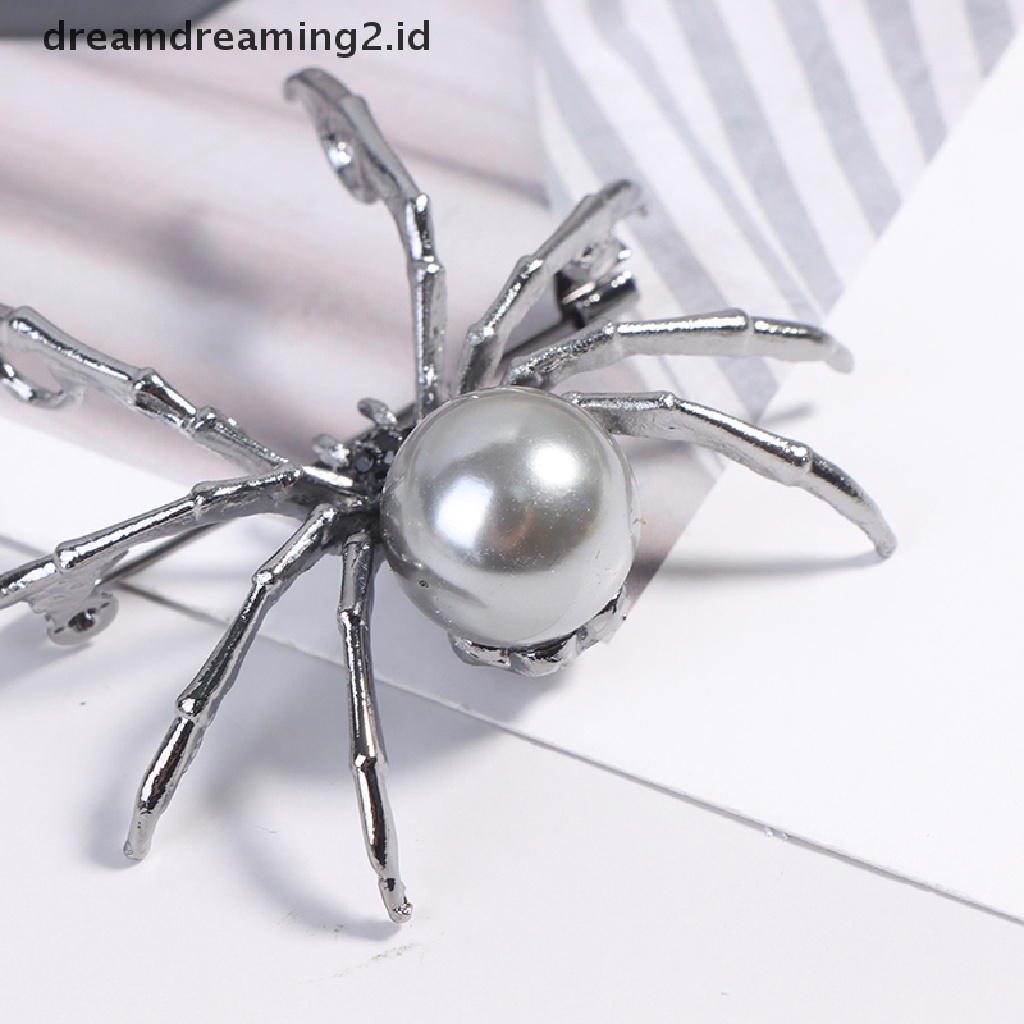 (hot) 1pc Spider Pearl Bros Korsase Perempuan Hadiah Aksesoris Pria Fashion Perhiasan//