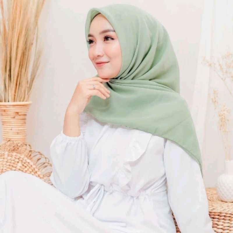 ✅ Bella Square Hijab Segi Empat Warna Sage Green Bahan Polycotton PREMIUM Jilbab kantor bella