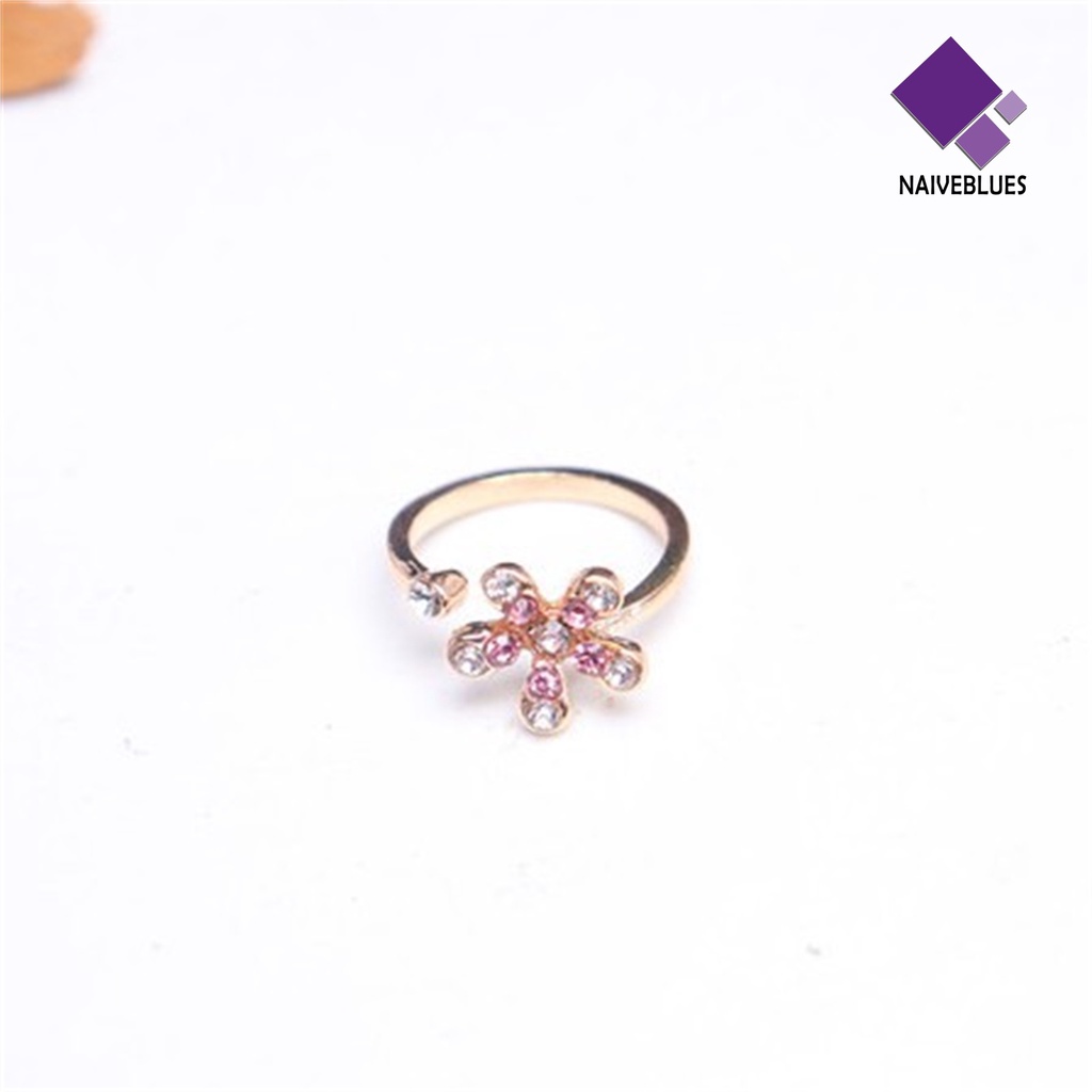 &lt; Naiveblues &gt; Cincin Jari Bentuk Indah Bahan Alloy Tahan Karat Wanita Berkilau Kupu-Kupu Perhiasan Pernikahan Lady